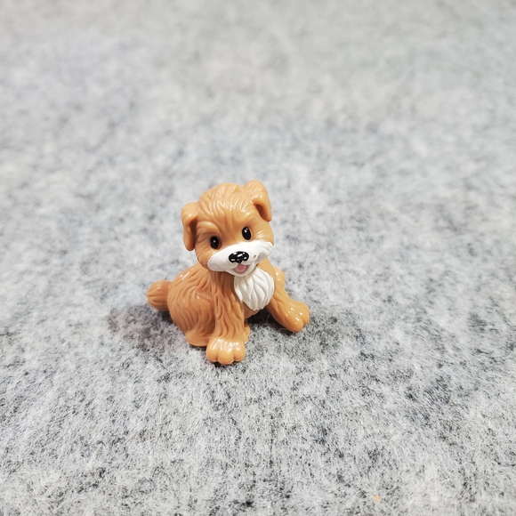 Fisher-Price Loving Family Dollhouse - Cute Tan and White Puppy Figurine - Picture 1 of 2
